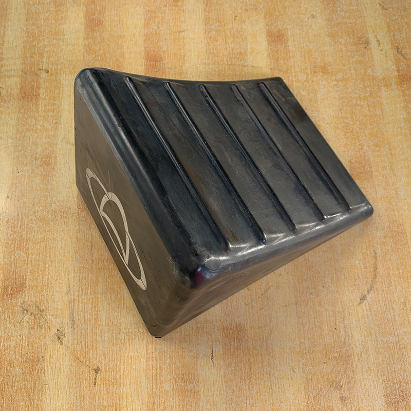 便携式橡胶挡车器